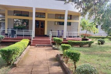 هتل Ngorongoro Corridor Lodge Karatu