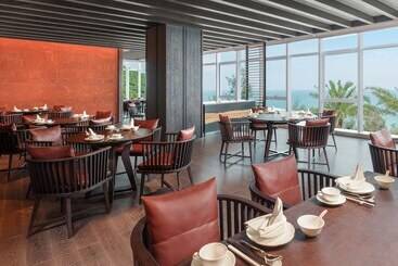 هتل Sheraton Beihai Resort