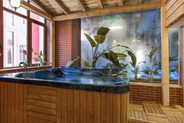 هتل Spa Alchemist Residence