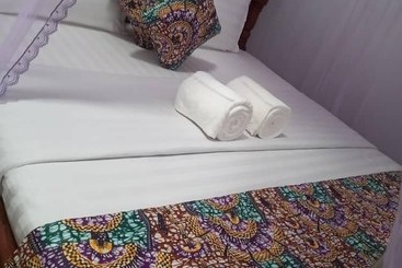 هتل Ssese Leisure Beach