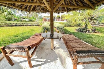 هتل Zanoceanique Luxury