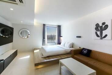 مُتل Ulsan Seongnamdong Hue