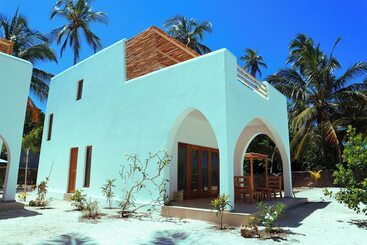 استراحتگاه Kijani Beach Villas