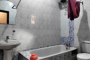 Steffan Hotel And Suites