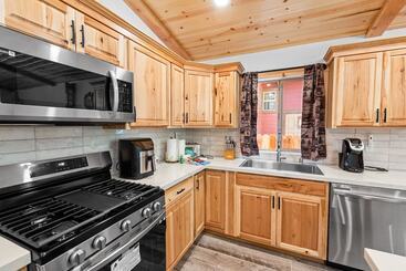 Cabin On Knight