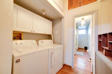 Charming Pittsburgh Home ~ 2 Mi To Downtown