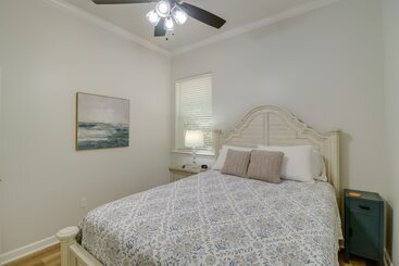 Luxury Lakefront Retreat W/ Deck & Patio!