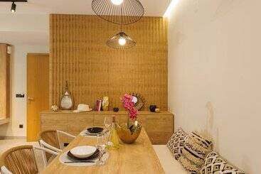 מלון דירות Hersonissos Beach Front Suites