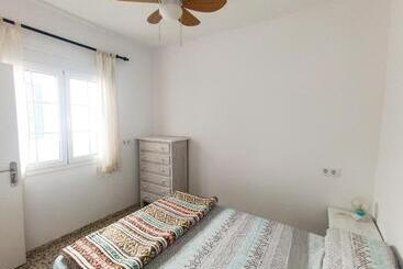 مسافرخانه Daydream Medano Coliving