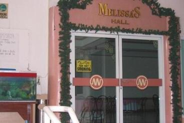 Mvw Hotel & Restaurant
