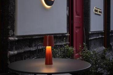 هتل Nine Dots Azorean Art Boutique