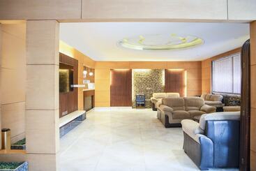 هتل Wasan Suites By Oyo