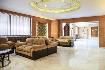 هتل Wasan Suites By Oyo
