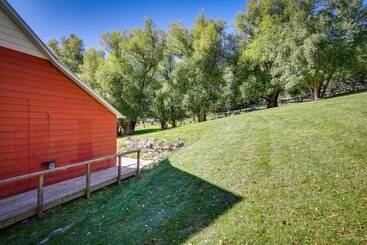 Lead Hideaway W/ Fireplace, Grill & Deck!