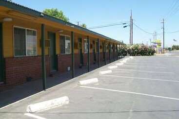Oak Motel