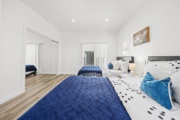 پانسیون Downtown La Stylish Bedrooms