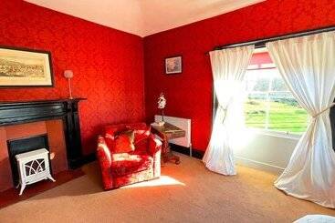 پانسیون Kirkhill Estate Rooms