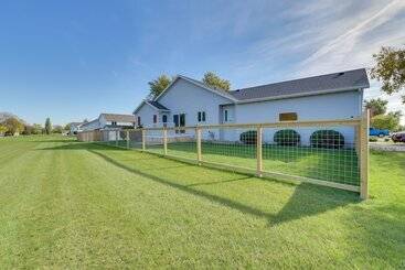 5 Mi To Dtwn: Pet Friendly  Wheatland Twin  Home!