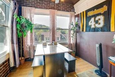 Pet Friendly Pittsburgh Home ~ 9 Mi To Downtown!