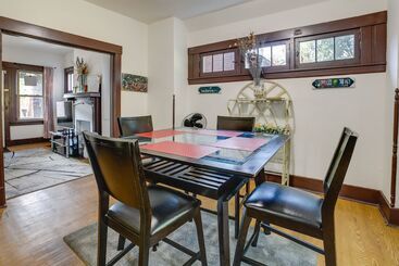 Pet Friendly Pittsburgh Home ~ 9 Mi To Downtown!