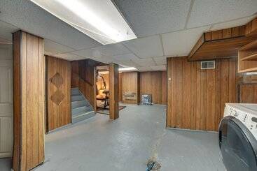 Pet Friendly Pittsburgh Home ~ 9 Mi To Downtown!