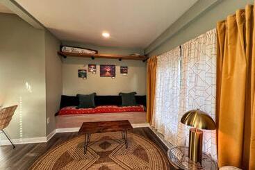 Sea Glass Inn