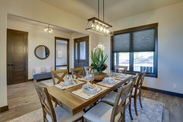 South Dakota Retreat W/ Hot Tub, Fire Pit & Grill!