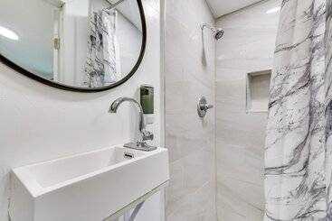 Stylish Miami Home: 2 Mi To Intracoastal Waterway!
