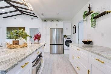 Stylish Miami Home: 2 Mi To Intracoastal Waterway!