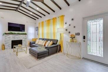 Stylish Miami Home: 2 Mi To Intracoastal Waterway!
