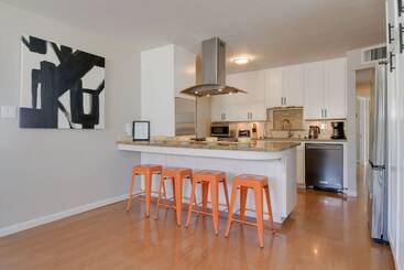 Tempe Home W/ Hot Tub Next To Papago Park