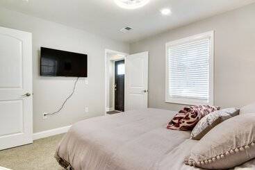 Updated Home   Walk To Salisbury University!