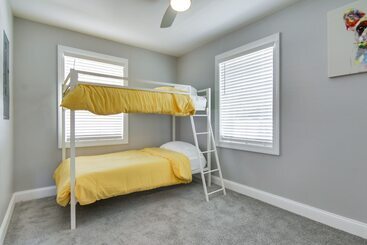 Updated Home   Walk To Salisbury University!