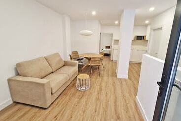 تختخواب و صبحانه Br Silgar Suites