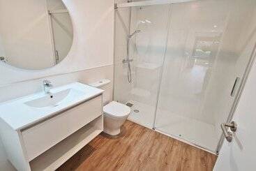 تختخواب و صبحانه Br Silgar Suites