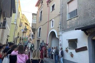 تختخواب و صبحانه Sant Egidio Del Monte Albino