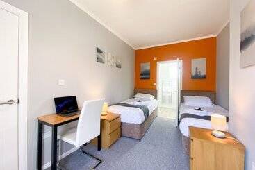 تختخواب و صبحانه Waterloo House