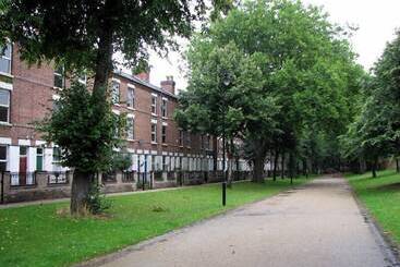 تختخواب و صبحانه Waterloo House