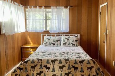 Casey S Cabins