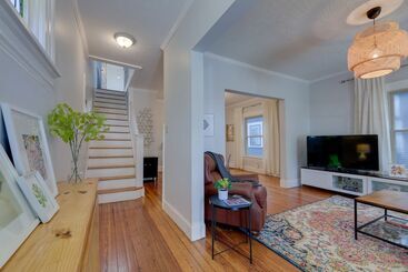 Charming Dayton Home: Walk To River + Downtown!