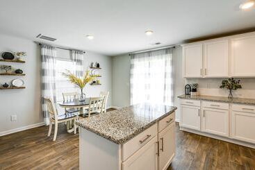 Charming New Bern Retreat Near Historic Downtown!