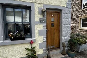 Historic 1601 Nettle Cottage Near Lake District