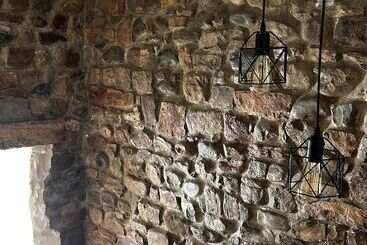 Historic 1601 Nettle Cottage Near Lake District