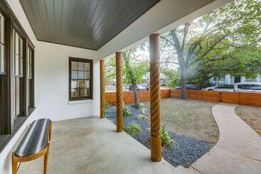 Family Friendly Austin House W/ Screened Porch!