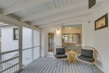 Family Friendly Austin House W/ Screened Porch!