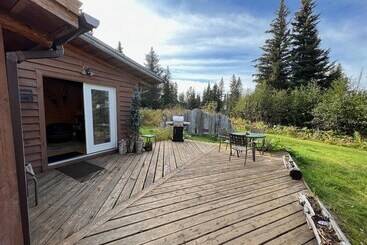 Green Timbers Lodge Redwood Cabin