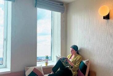 H4 Hotel Wyndham Paris Pleyel Resort