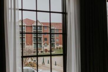 Hatchery Riverside Hotel & Event Venue