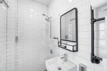 هتل Behome By Luxurban
