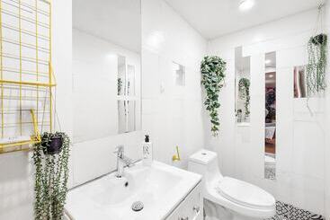 هتل Behome By Luxurban
